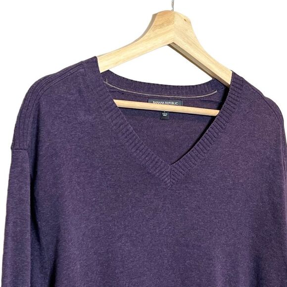 Banana Republic purple V-neck pullover sweater size L - Picture 6 of 16